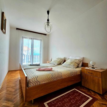 Apartman Agava Njivice Exterior photo