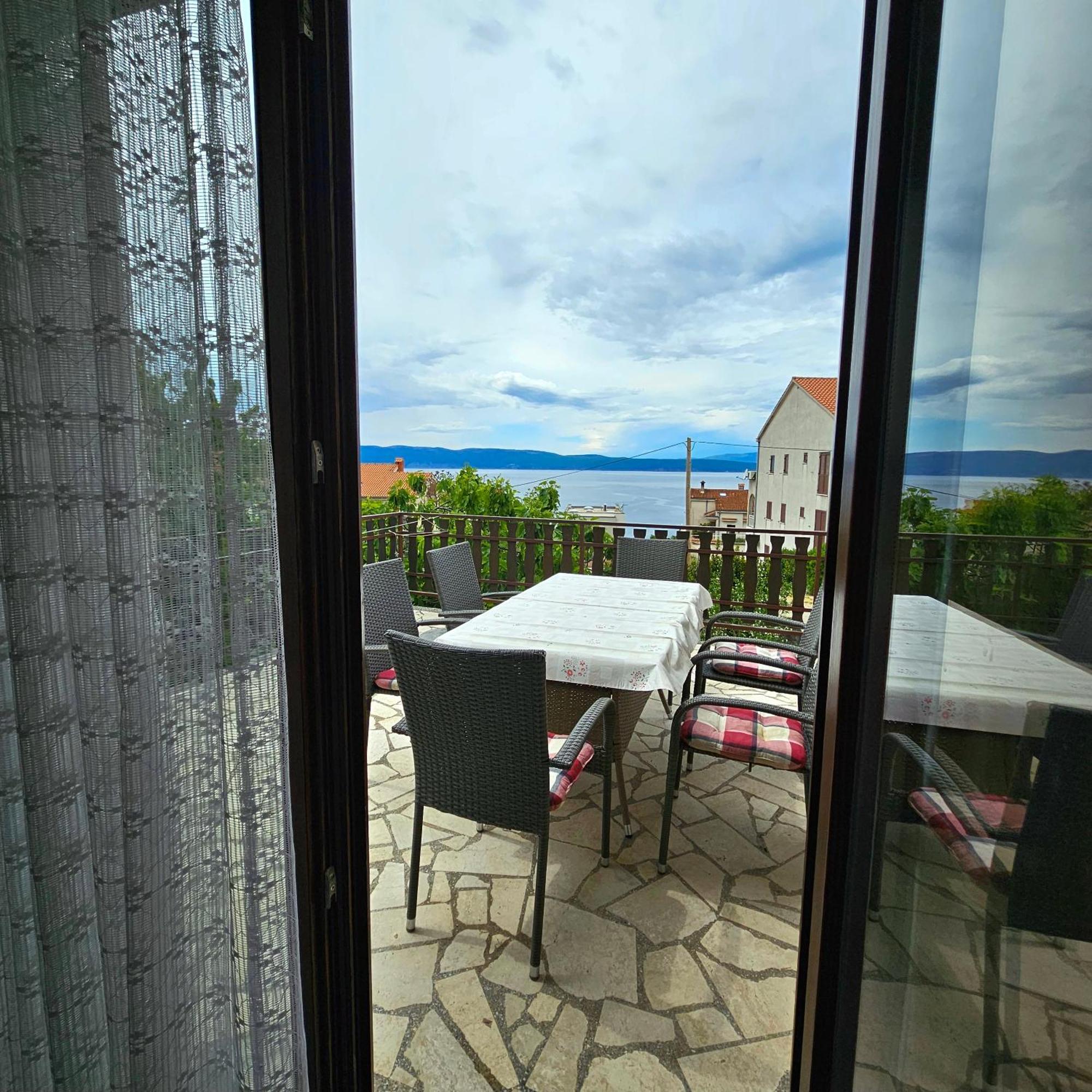 Apartman Agava Njivice Exterior photo